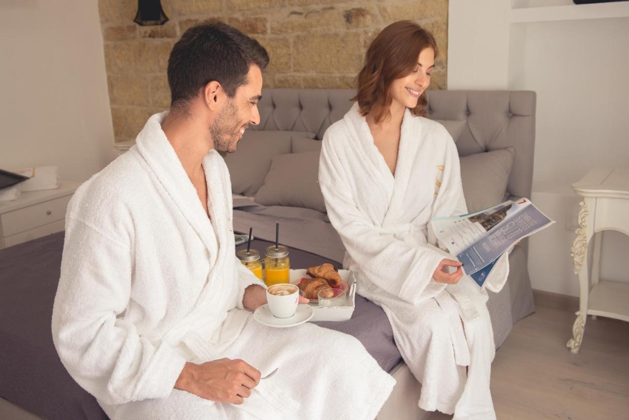 Mare Versus Luxury Suites Барлетта Экстерьер фото