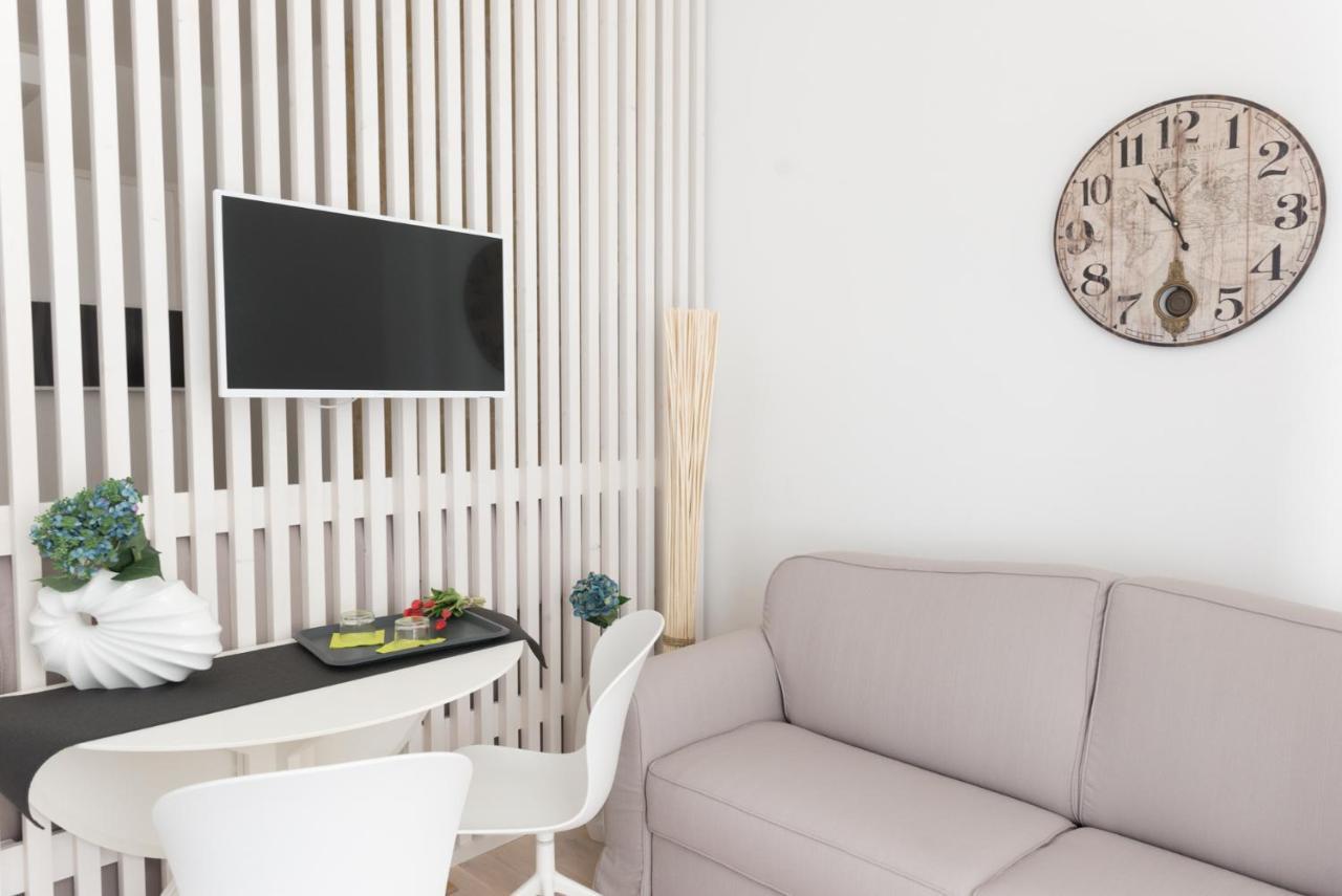 Mare Versus Luxury Suites Барлетта Экстерьер фото