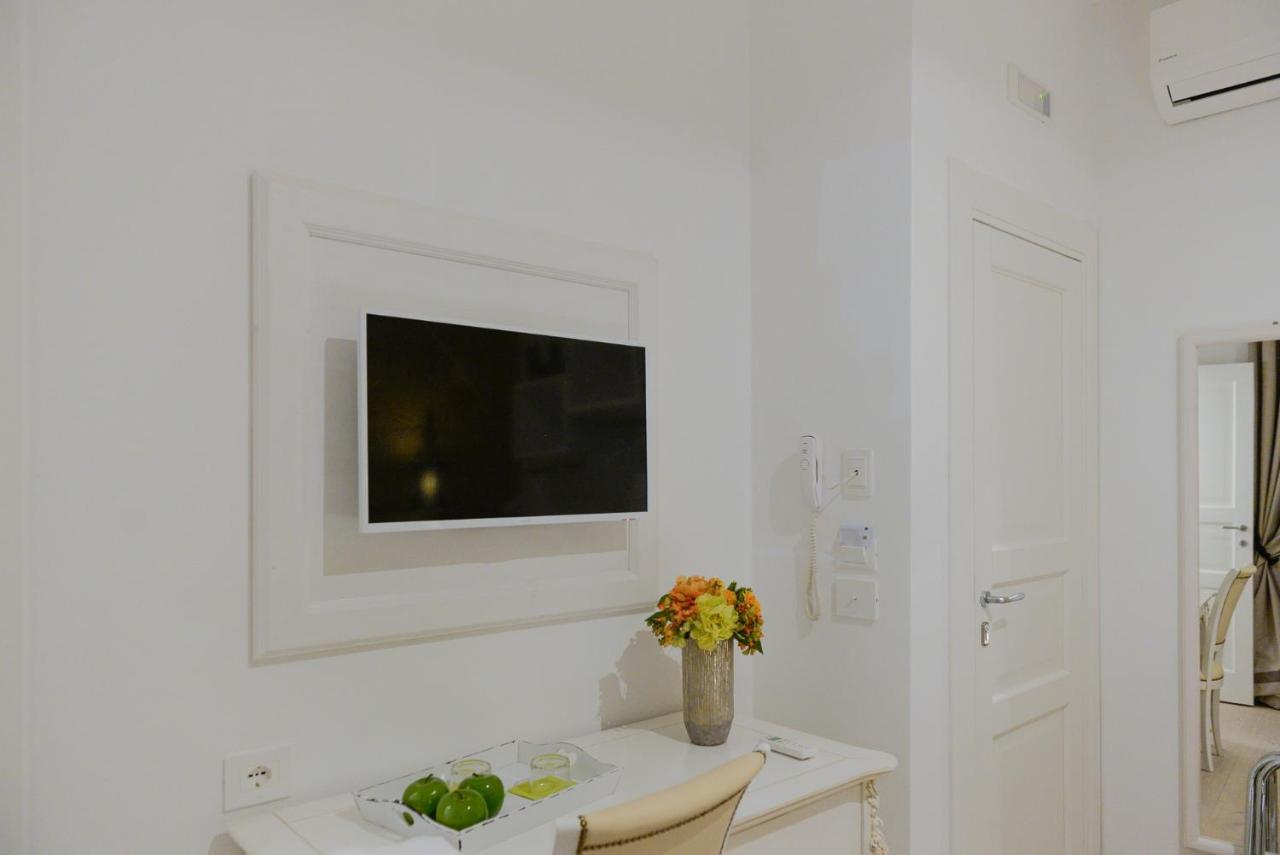 Mare Versus Luxury Suites Барлетта Экстерьер фото